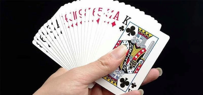 tiến lên còn có nhiều bộ bài đặc biệt 